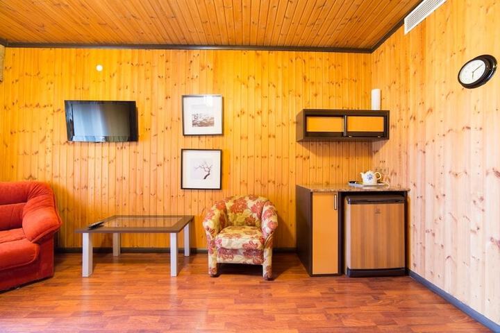 Room 28 of 158