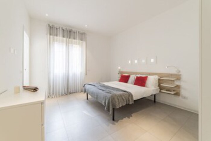 Room 14 of 37