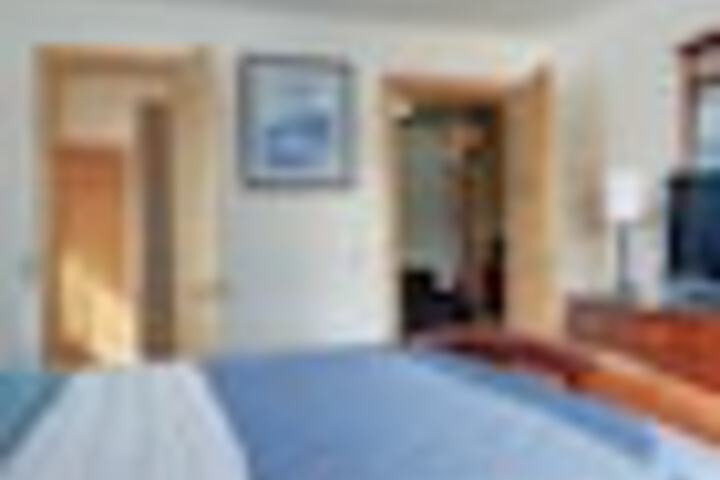Room 38 of 117