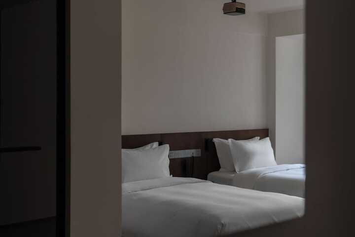 Room 40 of 86