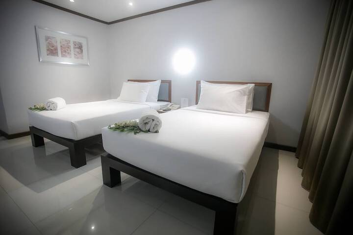 Room 74 of 143