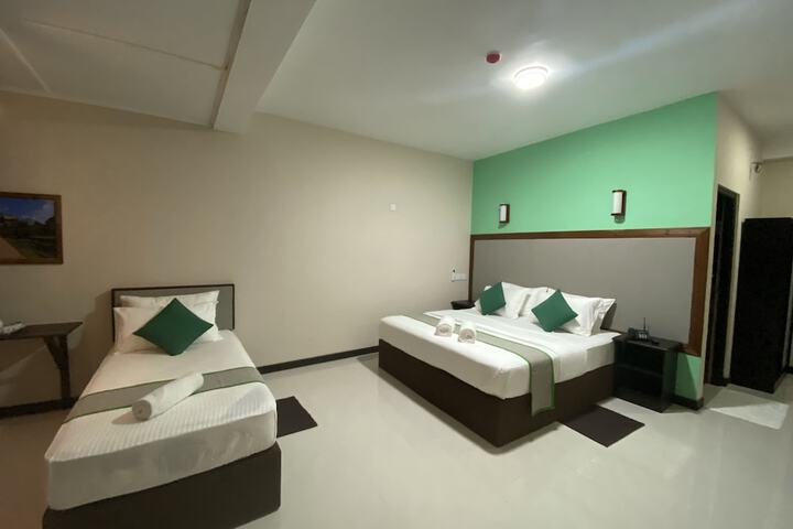 Room 6 of 38