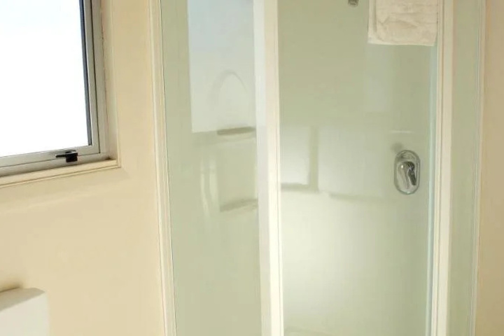 Room 7 of 13