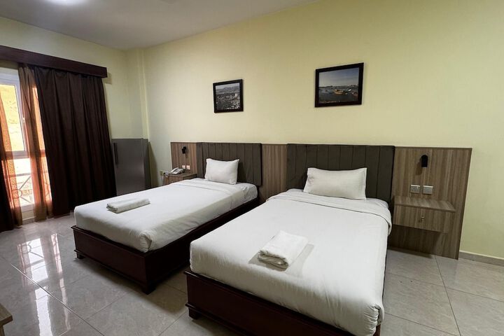 Room 14 of 29
