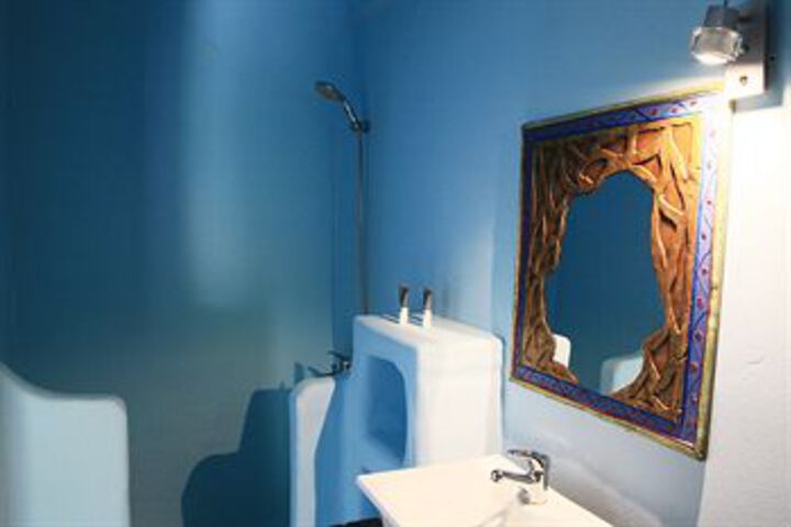 Room 4 of 38