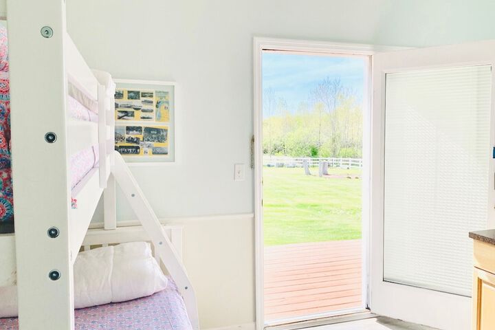 House Queen Size Bed (24 of 25)