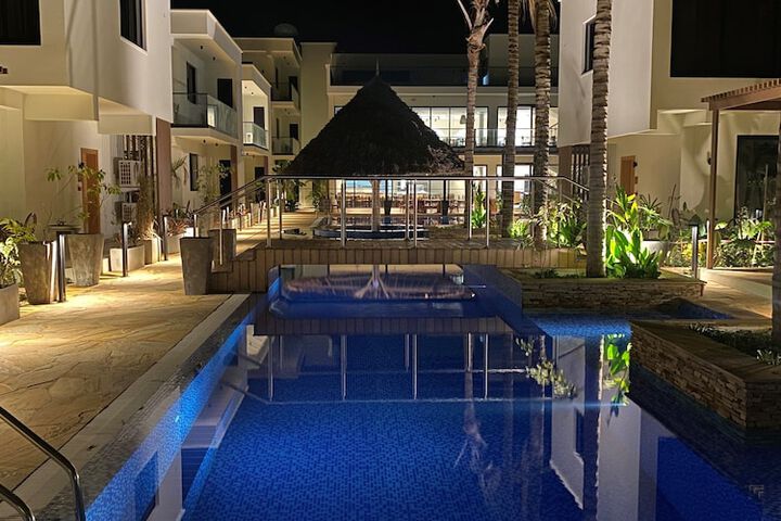 Hotel 65 of 73