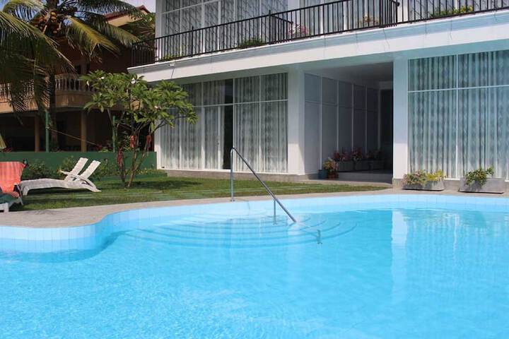Pool 59 of 84