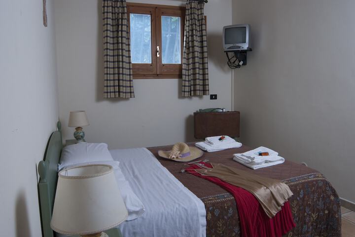 Room 7 of 64