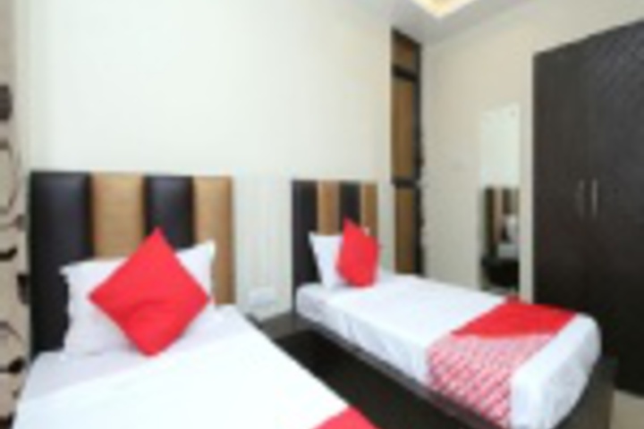 Room 192 of 407