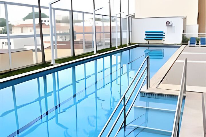 Pool 45 of 121