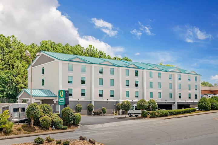 Hotel Entry