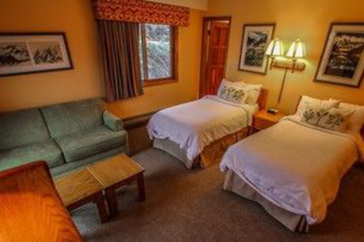 Room 27 of 60