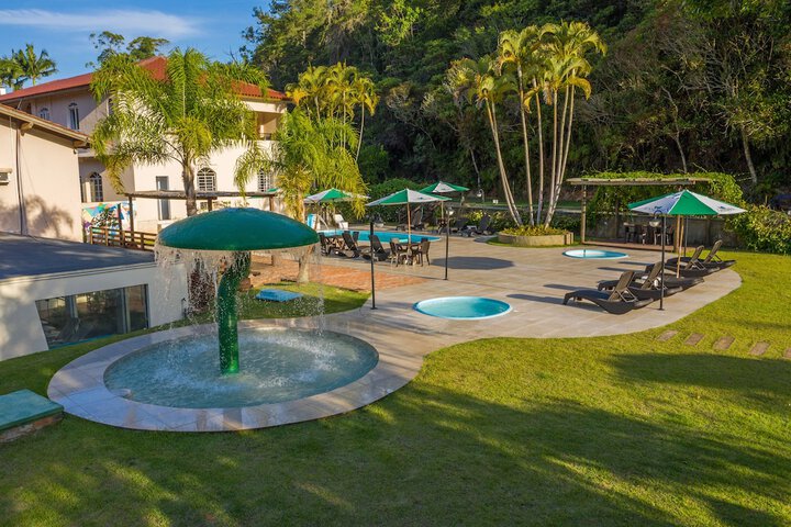 Pool Hotel
