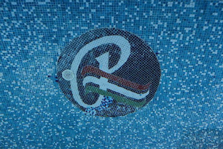 Pool 46 of 83