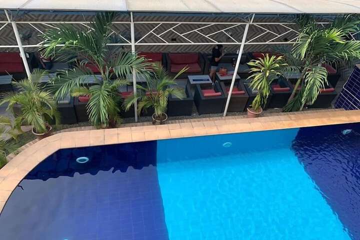 Pool 22 of 60
