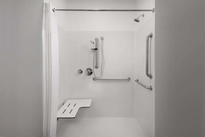 Room 14 of 19