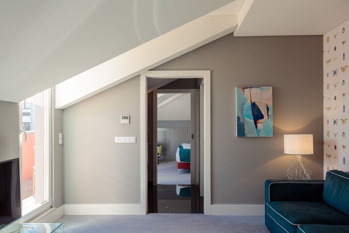 Room 10 of 49