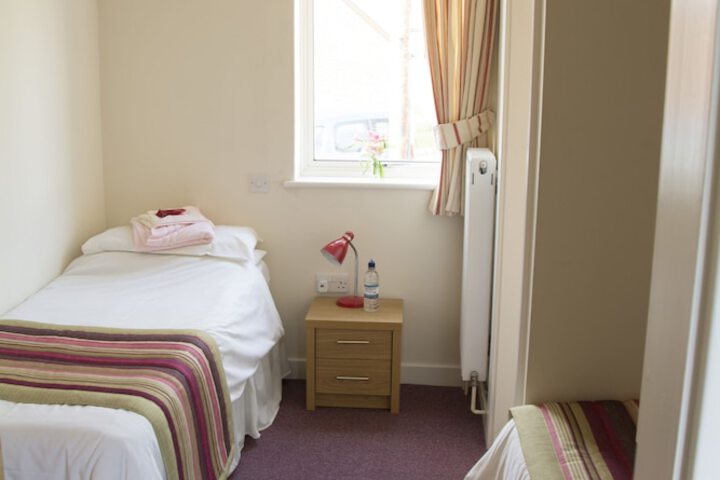 Room 7 of 32