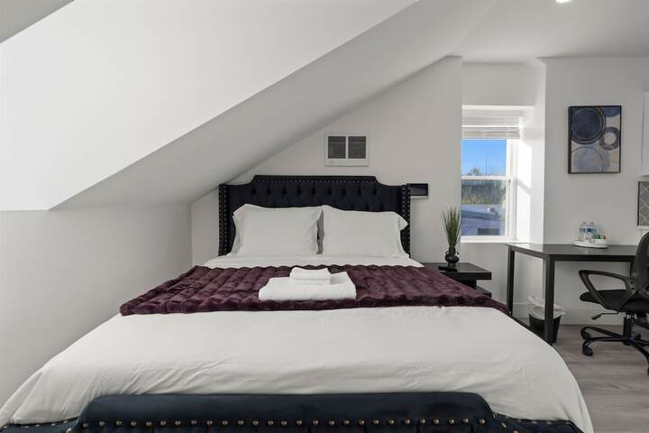 Room 21 of 82