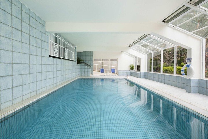 Hotel Pool