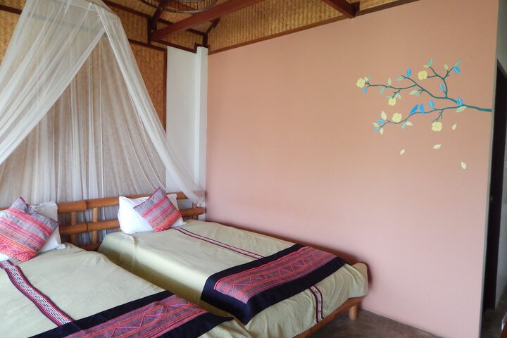 Room 5 of 33