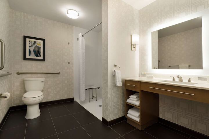 Bathroom shower