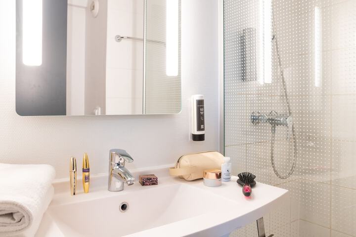 Bathroom Interior Photo