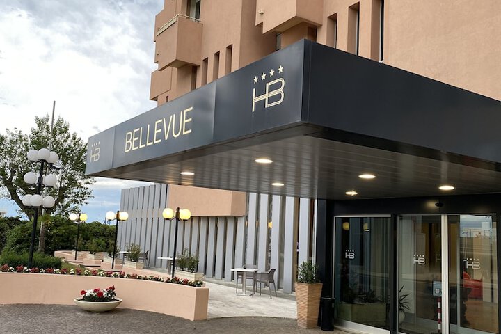 Hotel 37 of 40
