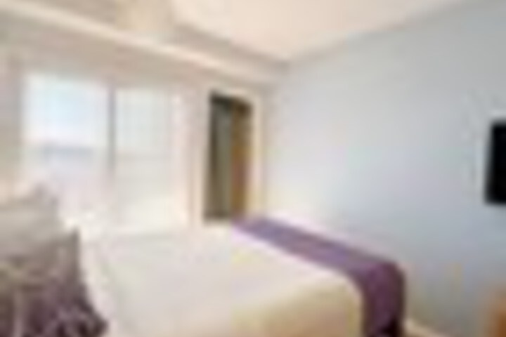Room 62 of 258
