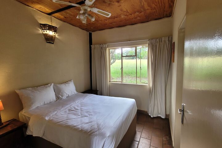 Room 16 of 80