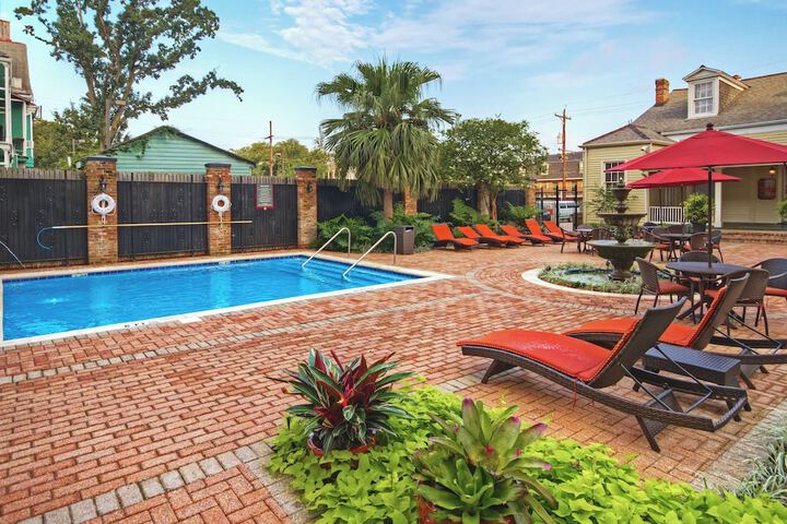 Pools & Facilities