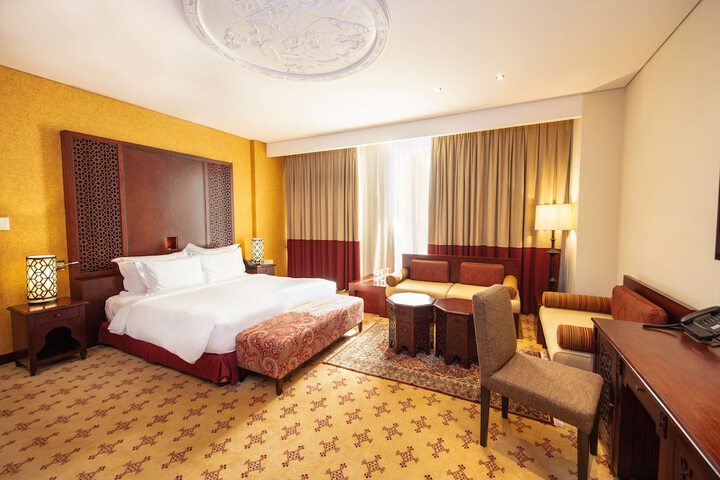Room 45 of 179