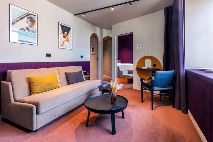 Room 14 of 40