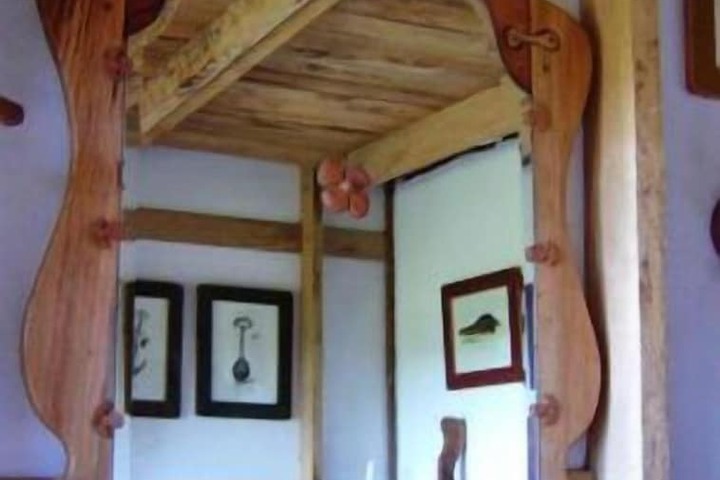 Room 9 of 61