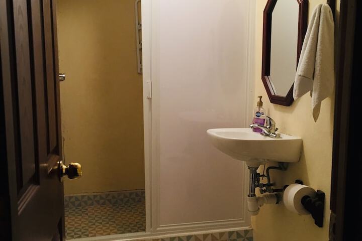 Room 95 of 172