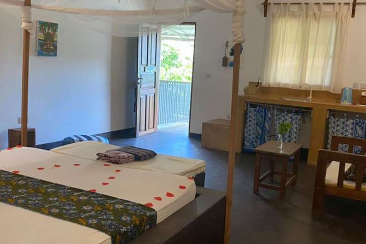 Room 15 of 72