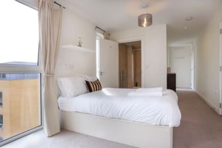 Room 8 of 13