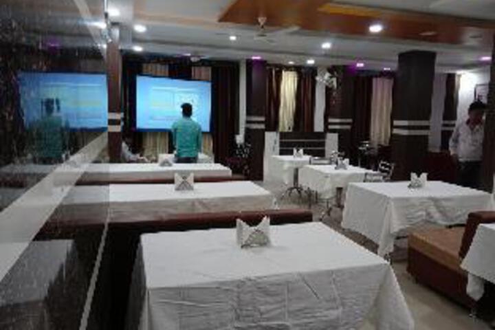 Hotel Vinayak Palace