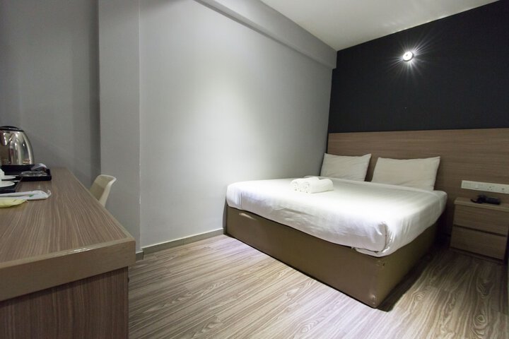 Room 18 of 43