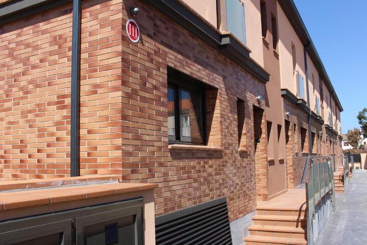 Residencial Super Stop Cases Torre Valentina