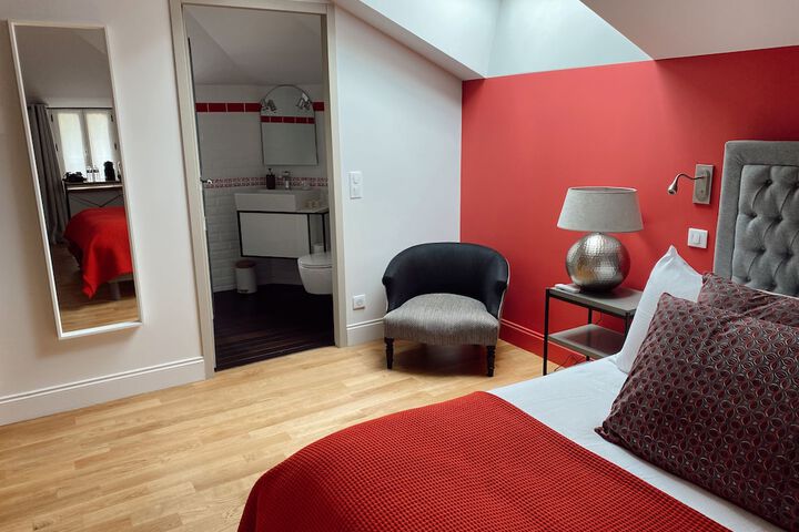 Room 14 of 50