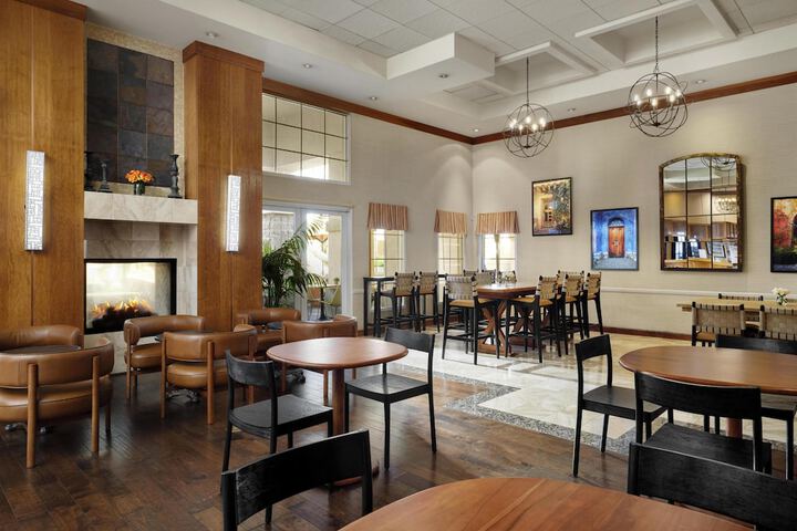 Dining Photos