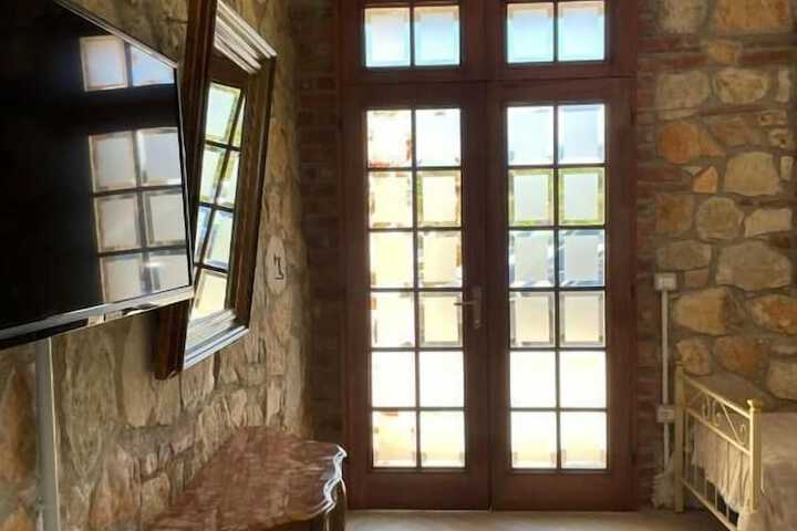 Room 14 of 60
