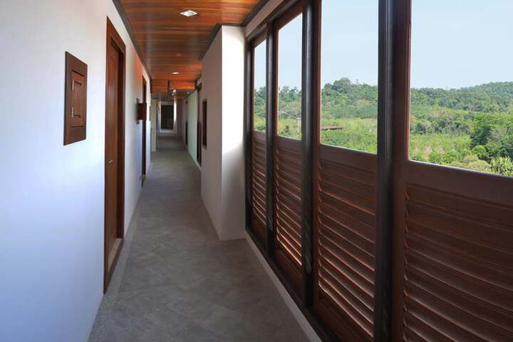 Ballroom/Hall 16 of 24