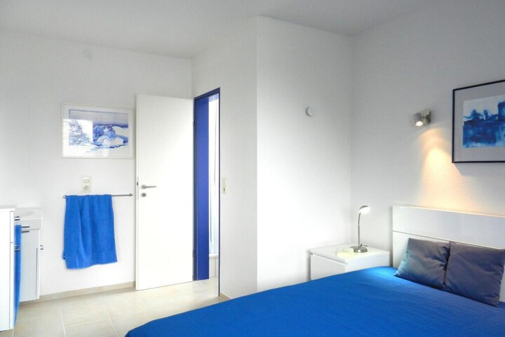 Room 7 of 39