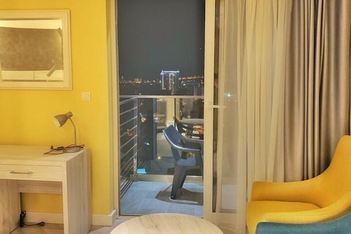 Room 19 of 49