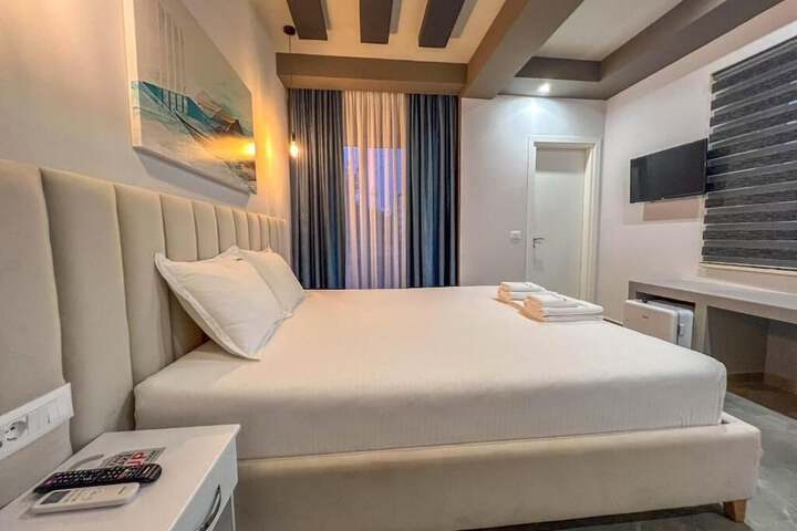 Room 15 of 41