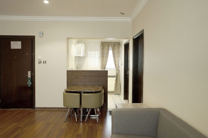 Room 41 of 102