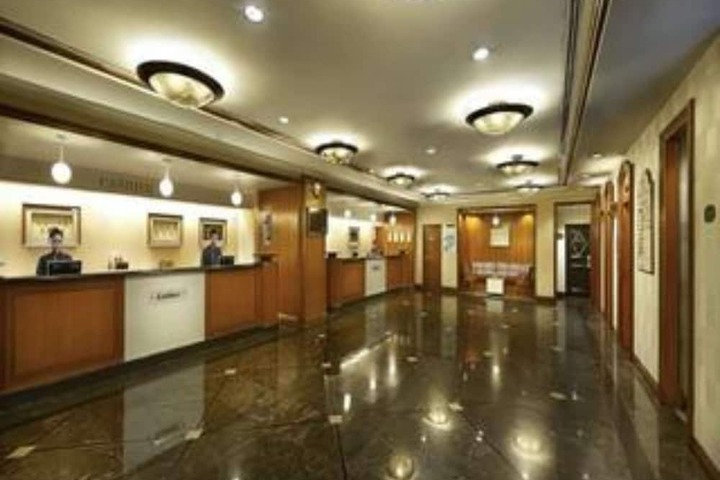 Guest Lobby
